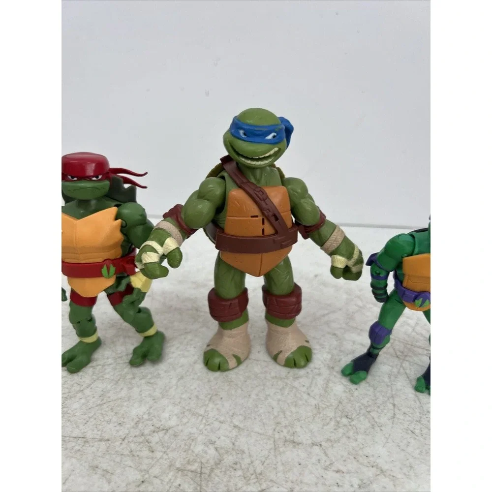 Teenage Mutant Ninja Turtles Set Of 3 TMNT Action Figures - Picture 3 of 8